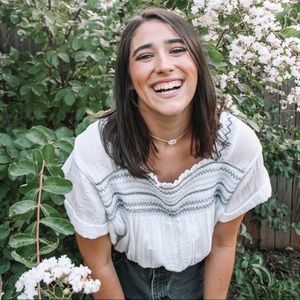 Meet your Posher, Delaney